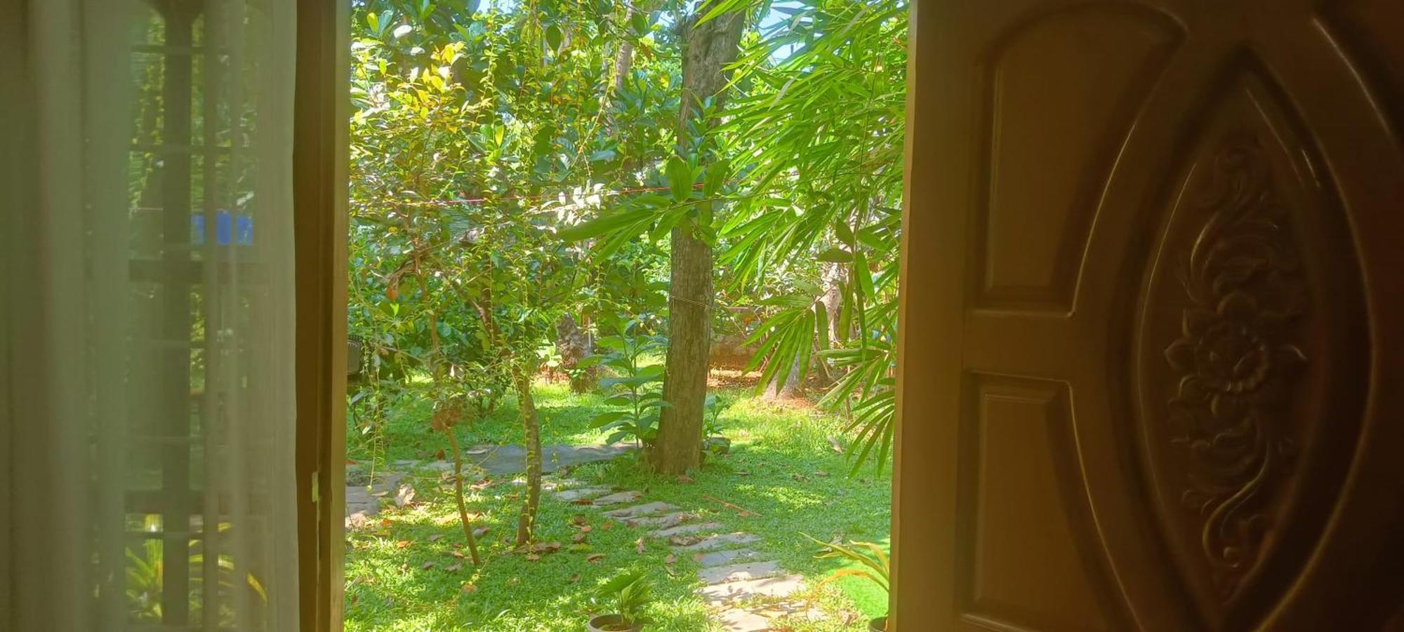 Mother'S Inn Homestay Kochi ภายนอก รูปภาพ